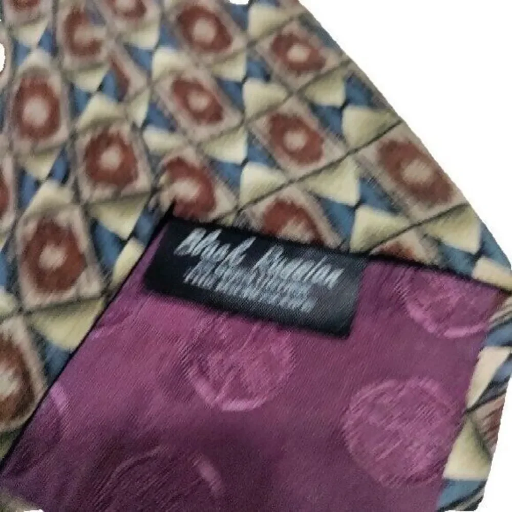 Molecular Expressions Cocktail‎ Collection 100% Silk Tie Under the Microscope